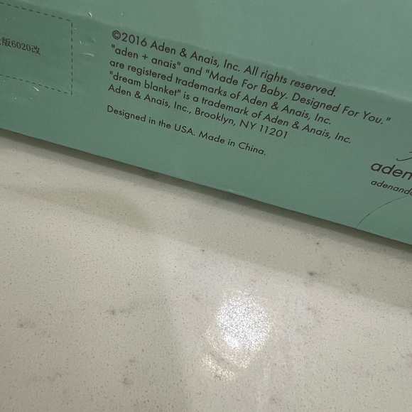 aden + anais White and Brown Geometric Blanket - Picture 5 of 7